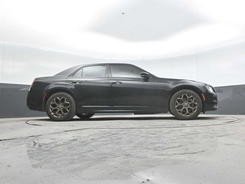 Used 2017 Chrysler 300 S w/ 300S Premium Group 2 w/2_L AWD/4WD image 30