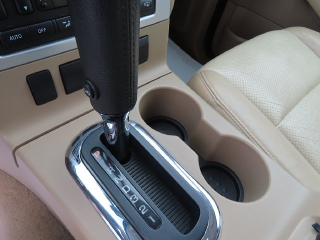 Used 2007 Mercury Mountaineer AWD image 25