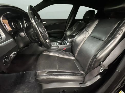 Used 2020 Dodge Charger SXT w/ Leather Interior Group RWD image 20