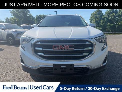 Used 2021 GMC Terrain SLT w/ LPO, Floor Liner Package AWD/4WD image 2