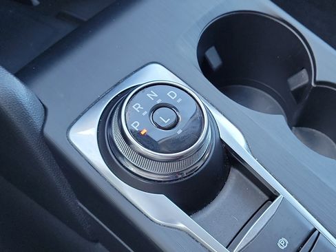 Used 2022 Ford Escape SEL w/ Technology Package image 21