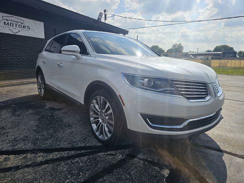Used 2016 Lincoln MKX Reserve w/ Equipment Group 102A image 3