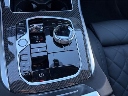 New 2026 BMW X5 M60i image 24