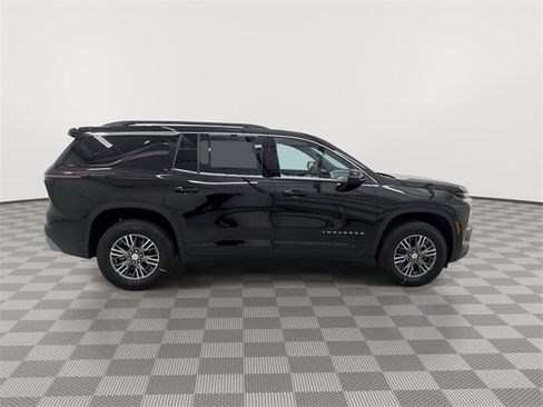 Certified 2026 Chevrolet Traverse LT image 12