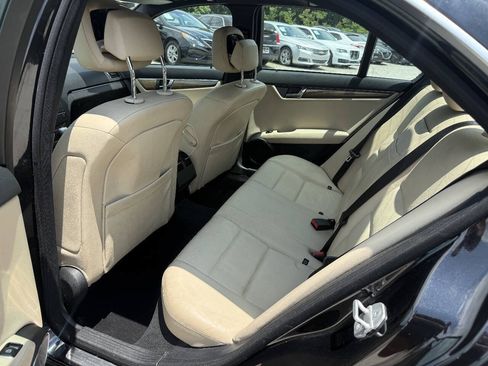 Used 2008 Mercedes-Benz C 350 Sport image 19