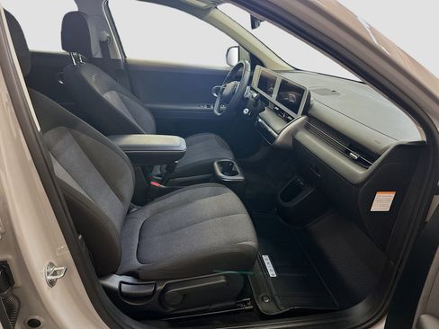 Used 2024 Hyundai Ioniq 5 SEL image 33