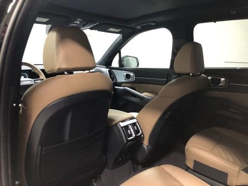 New 2026 Kia Sorento SX Prestige w/ Olive Brown Leather Package AWD/4WD image 17