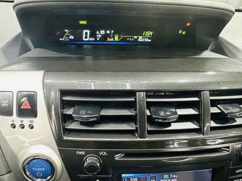 Used 2012 Toyota Prius V Five FWD image 18