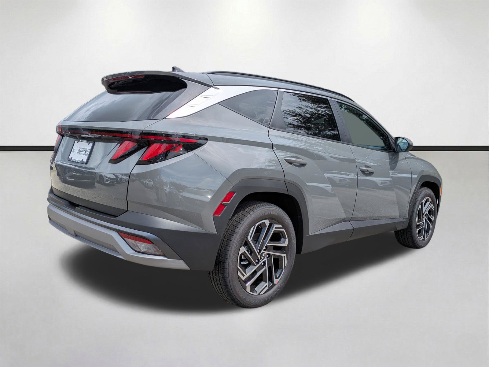 New 2026 Hyundai Tucson SEL Plus FWD image 5