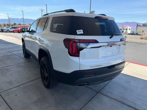 Used 2023 GMC Acadia AT4 w/ Technology Package image 5