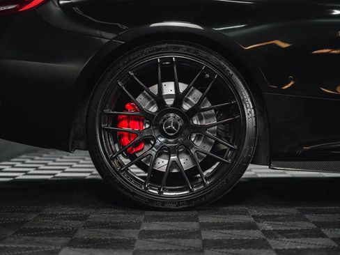 Used 2017 Mercedes-Benz C 63 AMG S image 16