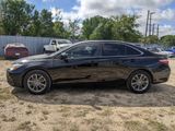 Used 2017 Toyota Camry SE image 6