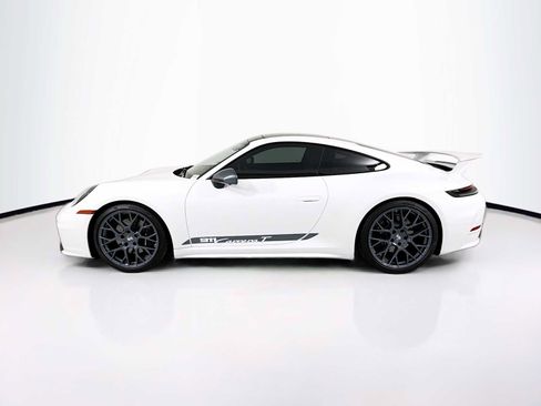 Certified 2025 Porsche 911 Carrera T RWD image 2