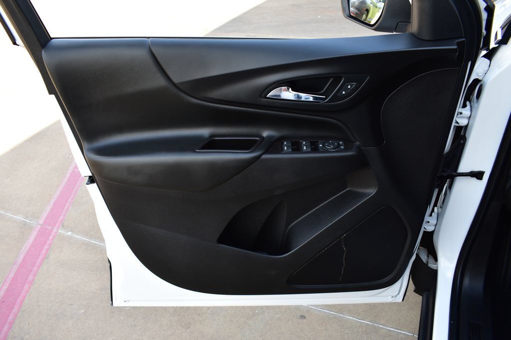 Used 2022 Chevrolet Equinox LT FWD image 14