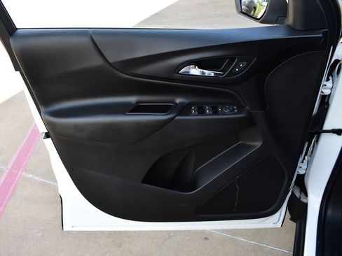 Used 2022 Chevrolet Equinox LT FWD image 14