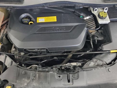 Used 2015 Ford Escape SE image 4