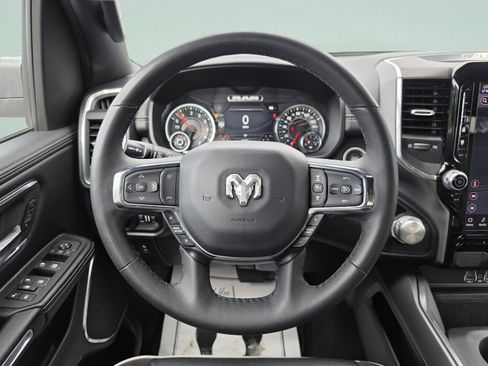 Used 2025 RAM 1500 Laramie AWD/4WD image 21