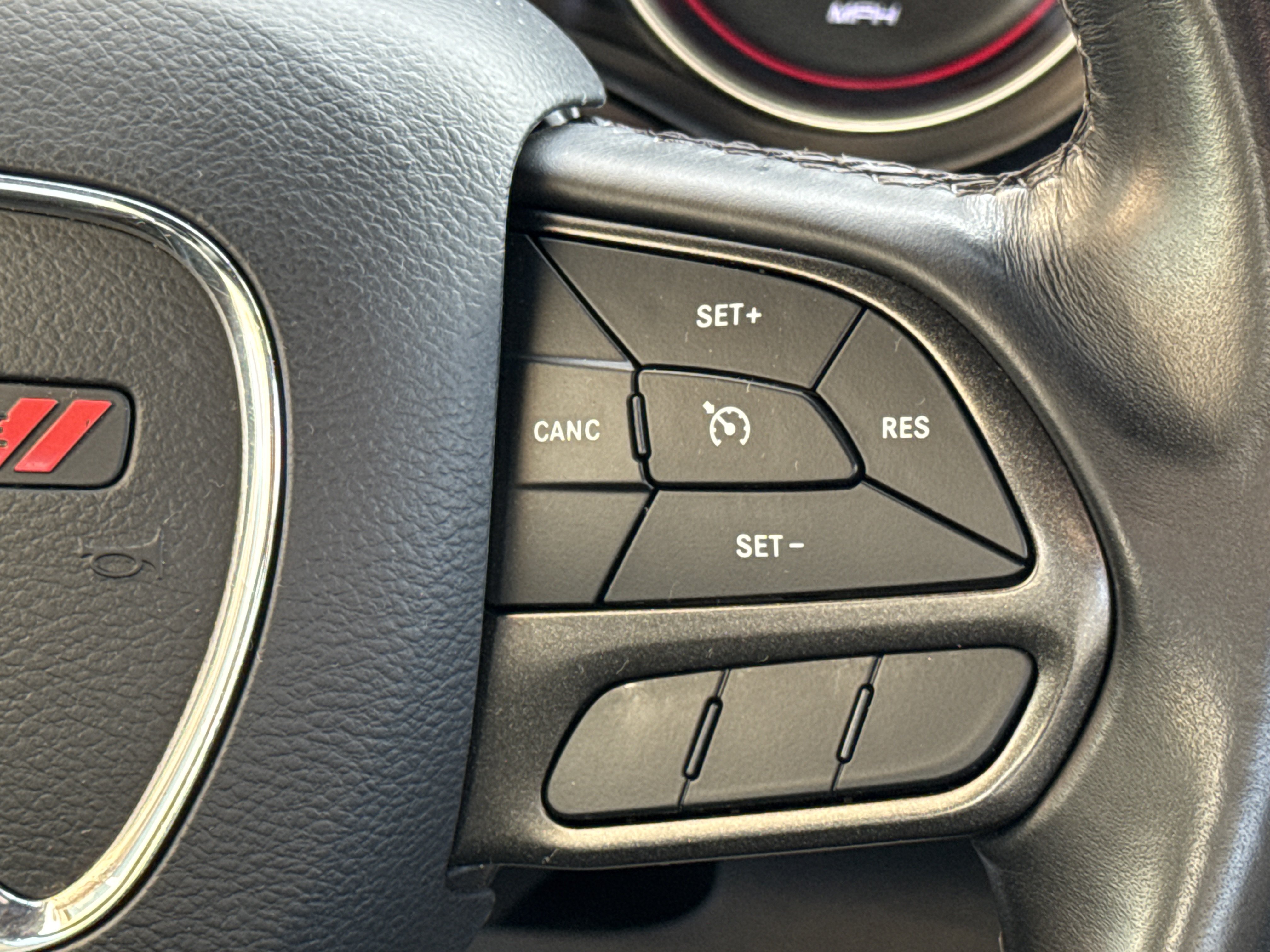 Used 2023 Dodge Charger SXT RWD image 17