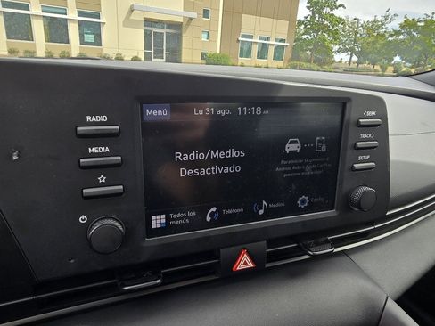 Used 2025 Hyundai Elantra Sport FWD image 23