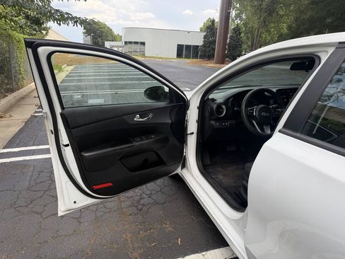 Used 2019 Kia Forte Sedan FWD image 9