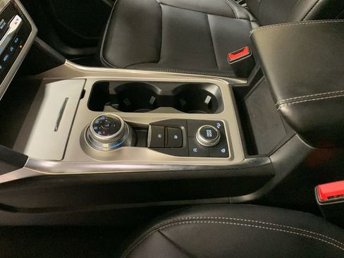 Used 2023 Ford Explorer XLT w/ Equipment Group 202A image 43