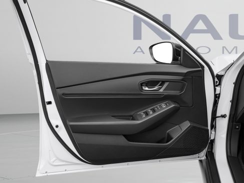 Certified 2025 Honda Accord SE image 6