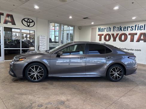 Certified 2024 Toyota Camry SE w/ Convenience Package FWD image 7