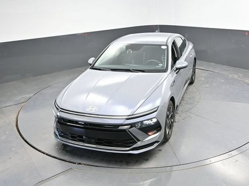 Used 2025 Hyundai Sonata SEL FWD image 37