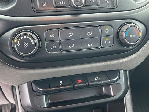 Used 2018 Chevrolet Colorado W/T w/ Custom Special Edition image 25