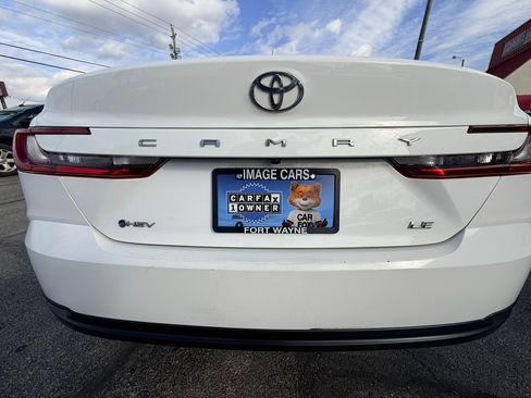 Used 2025 Toyota Camry LE image 12