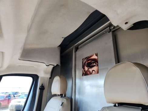 Used 2019 RAM ProMaster 3500 FWD image 11