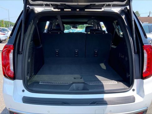 Used 2023 GMC Yukon XL Denali w/ Max Trailering Package AWD/4WD image 31