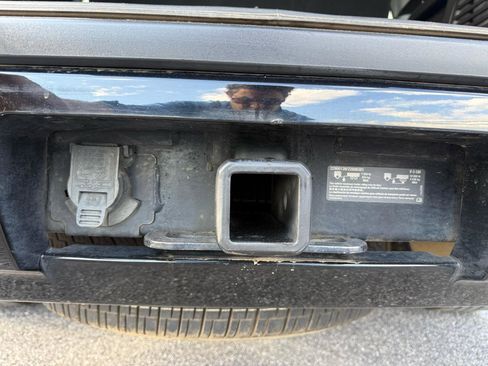 Used 2020 Chevrolet Tahoe 2WD image 28