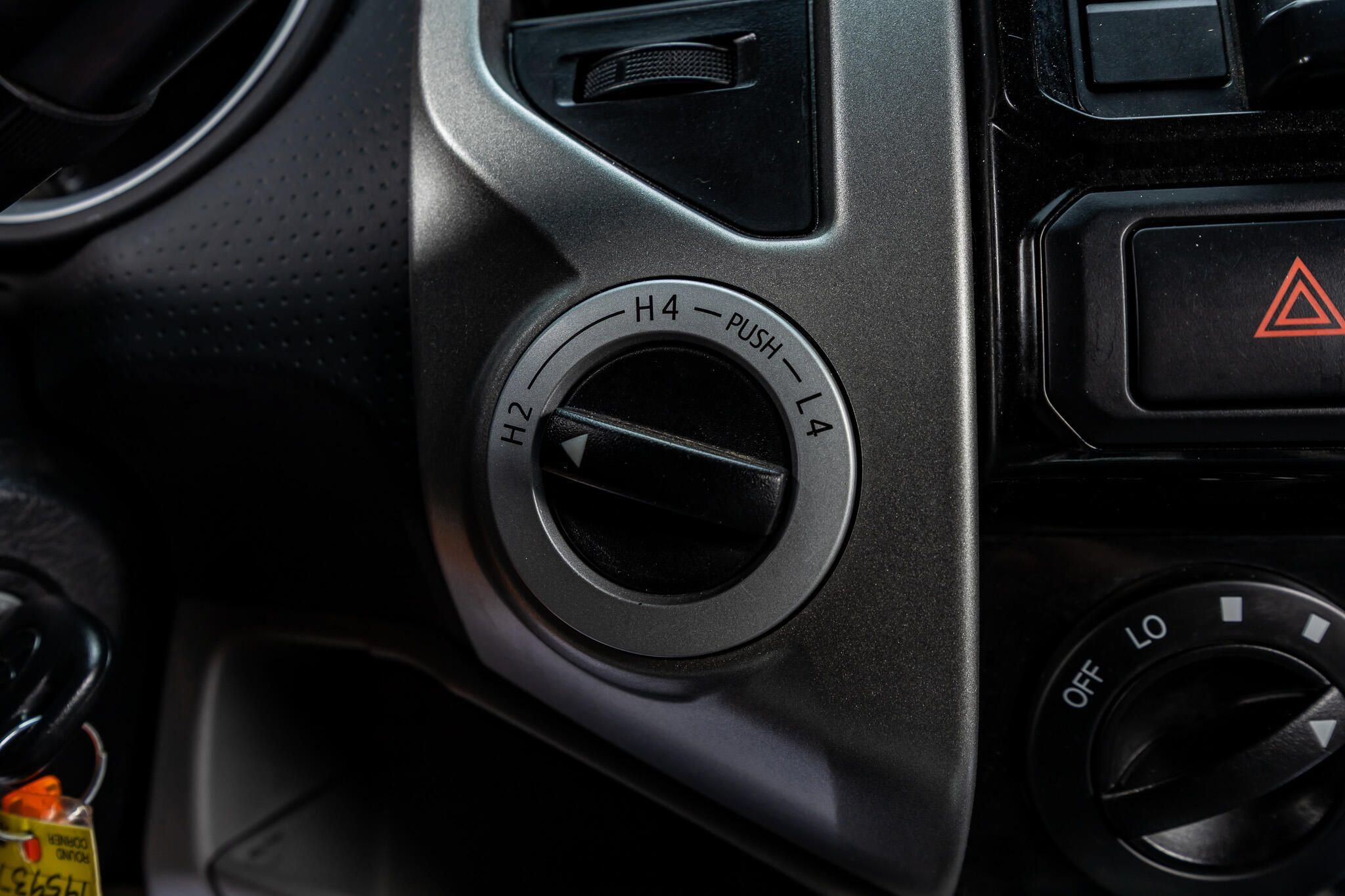 Used 2015 Toyota Tacoma 4x4 Double Cab w/ TRD Off-Road Package image 21