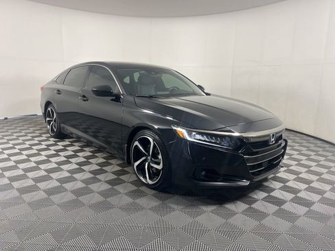 Used 2022 Honda Accord Sport image 6