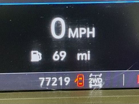 Used 2019 Chevrolet Silverado 1500 LT w/ All-Star Edition AWD/4WD image 14