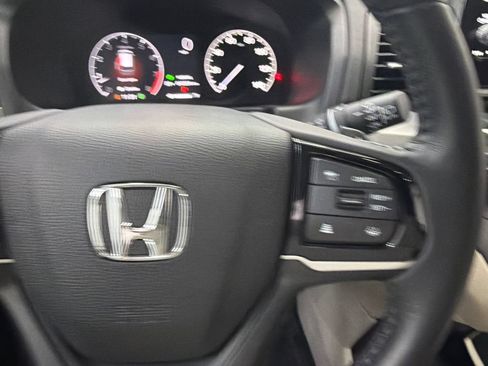 Used 2025 Honda Odyssey EX-L image 28