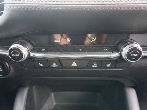 Used 2021 MAZDA MAZDA3 s image 14