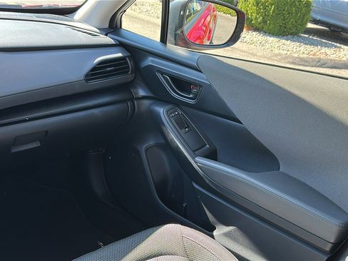 Used 2024 Subaru Crosstrek 2.0i Premium image 25