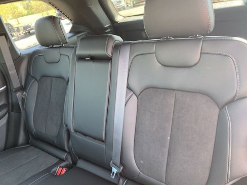 New 2026 Jeep Grand Cherokee Altitude image 39