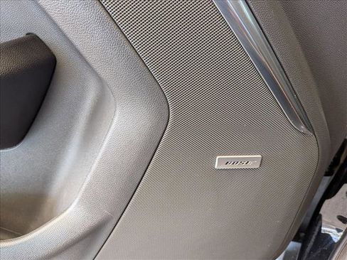 Used 2021 GMC Yukon Denali w/ Denali Premium Package AWD/4WD image 16