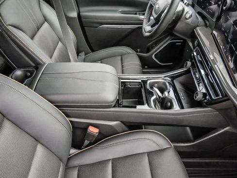 New 2026 Chevrolet Traverse High Country w/ LPO, Floor Liner Package FWD image 74