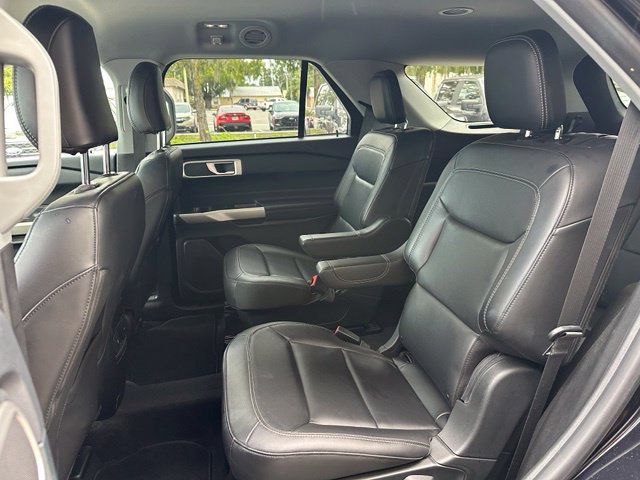 Used 2023 Ford Explorer XLT w/ Equipment Group 202A RWD image 13