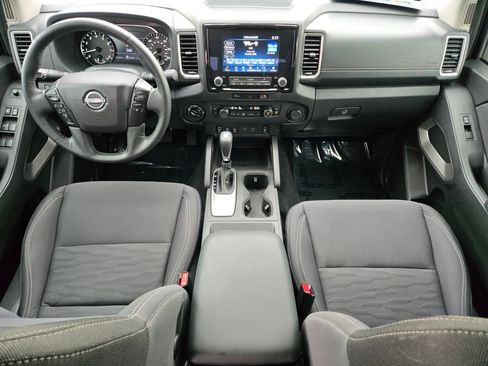 Certified 2023 Nissan Frontier SV w/ SV Convenience Package AWD/4WD image 18