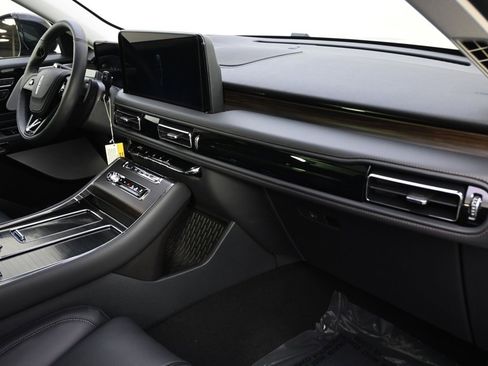 New 2026 Lincoln Aviator Reserve image 15