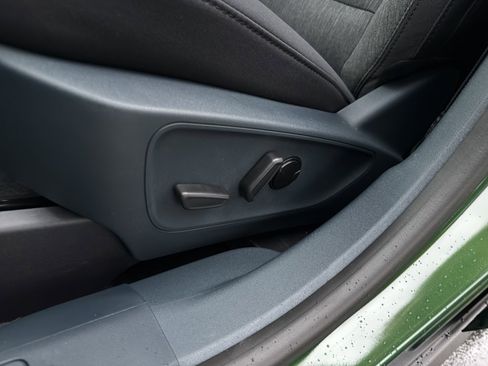 New 2025 Ford Maverick XLT w/ XLT Luxury Package image 17