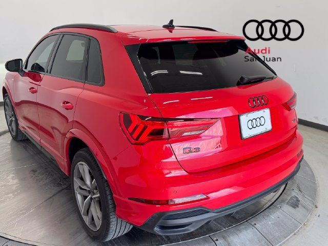 Certified 2025 Audi Q3 2.0T Premium w/ Black Optic Sport Package AWD/4WD image 34