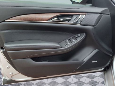 Used 2019 Cadillac CTS Luxury image 13