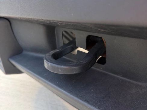 Used 2009 Chevrolet Silverado 1500 LT w/ Power Pack Plus image 11