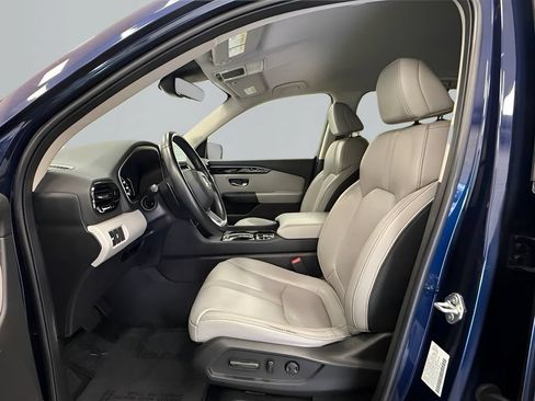 Used 2023 Honda Pilot EX-L image 11
